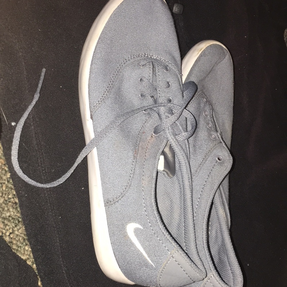 Nike running shosa